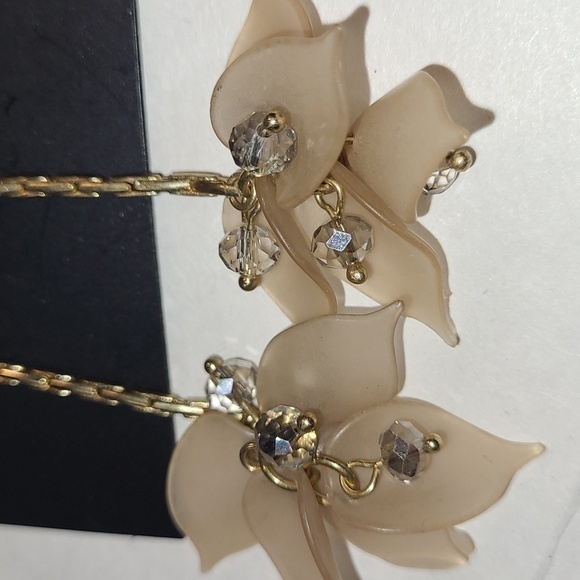 Women's New York & Co. Earrings NWT - Picture 2 of 7